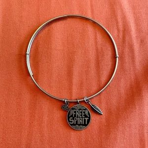 Harley Davidson free spirit bangle